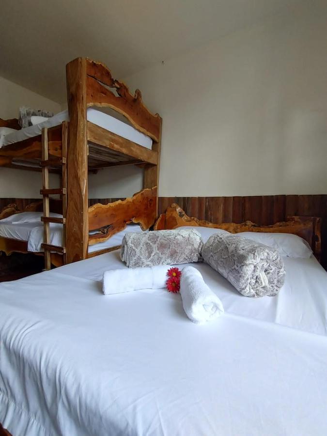 Hostal Casa Madrigal Ξενοδοχείο Filandia Εξωτερικό φωτογραφία