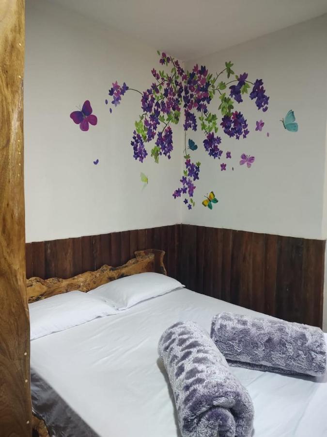 Hostal Casa Madrigal Ξενοδοχείο Filandia Εξωτερικό φωτογραφία
