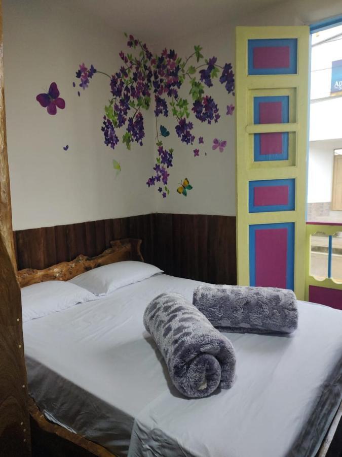 Hostal Casa Madrigal Ξενοδοχείο Filandia Εξωτερικό φωτογραφία