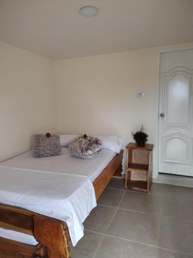 Hostal Casa Madrigal Ξενοδοχείο Filandia Εξωτερικό φωτογραφία